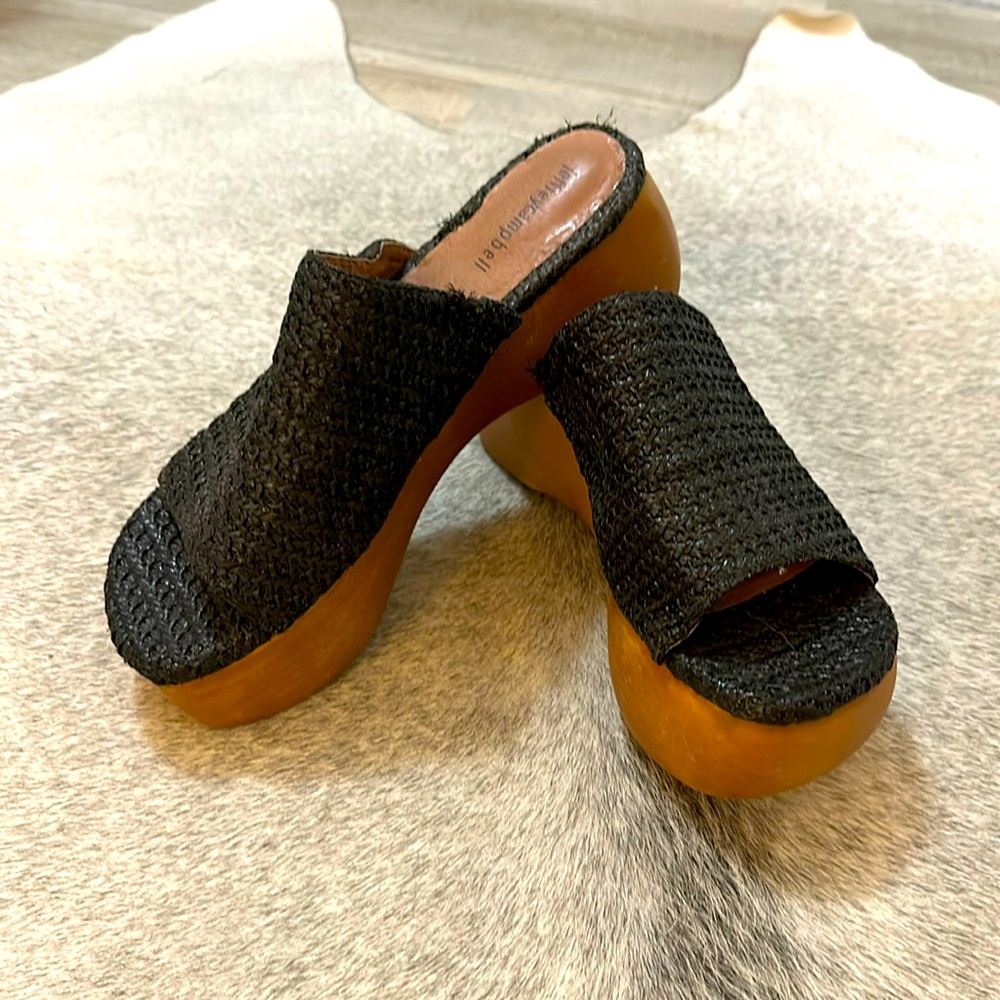 Jeffrey Cambell platform slides! Size 10. Worn less than 10 times